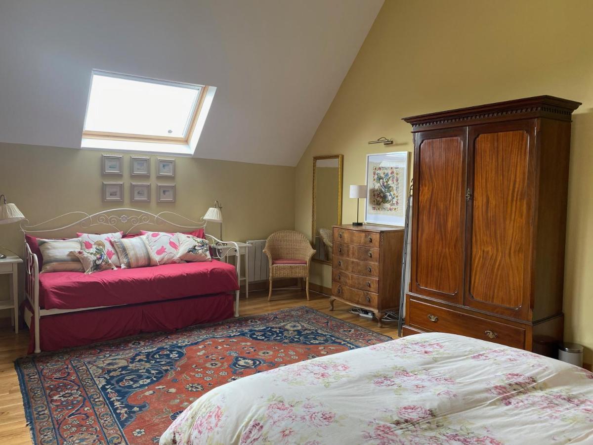 Entire Farm House Stay, La Gerouardiere Barenton Eksteriør billede